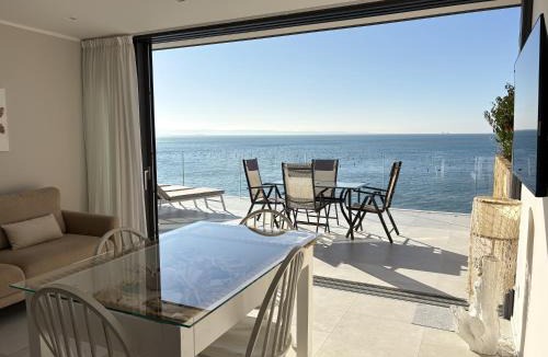 Altipiano Ovest Apartment | Seaside Escape