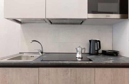 Prato Apartment | 'Ser Lapo - Dimora Ser Lapo' with Wi-Fi and Air Conditioning