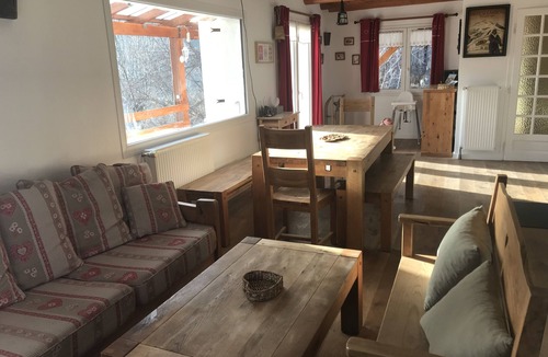 Colmars Ski Chalet | South facing chalet in the Mercantour park