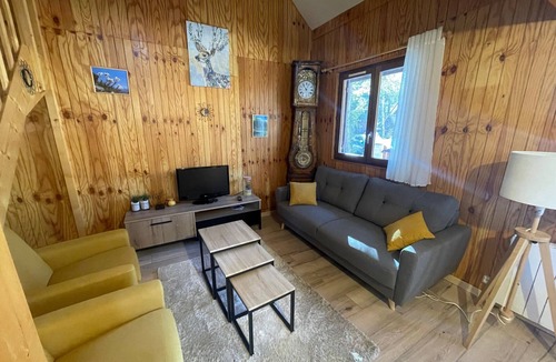 Barcelonnette Ski Chalet | Spacious chalet in Barcelonnette for 8 guests