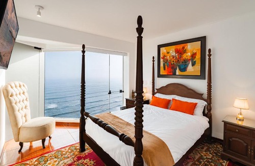 Miraflores Apartment | Spectacular Panoramic Ocean View in Miraflores