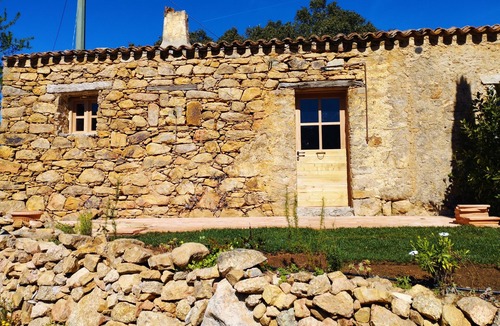 Su Canale House | Stazzo su frassu