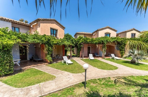 Santa Margherita di Pula Apartment | Studio apartment 2 beds, (20/25 mq): living room with kitchenette, table fridge and double or double bed, bathroom. All studios are located on the ground floor. All the flats have a view of the park. The apartments are equipped with: <b