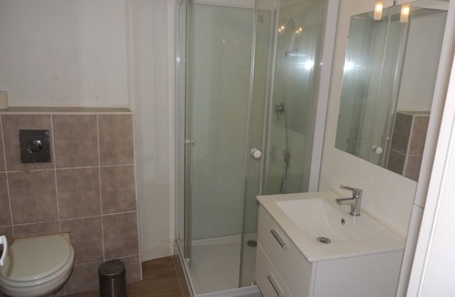 Rustrel Apartment | Studio in Rustrel Fully equipped, self-contained living room.
