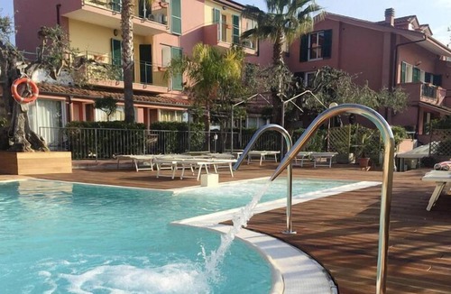 Poggi Apartment | Studio in the Villa Giada holiday complex in Imperia