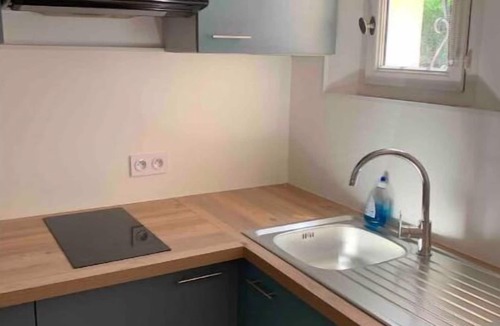 Les Maillans Apartment | Studio Indépendant Refait à Neuf Avec Piscine et Grand Jardin Dans Villa