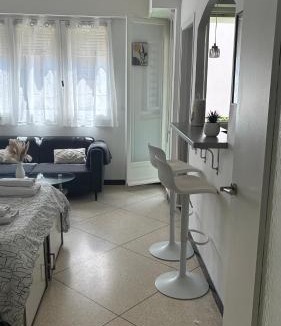 Saint-Sylvestre Apartment | Studio lumineux avec balcon à Nice