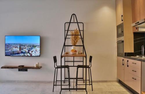 Camp El Ghoul Apartment | Studio luxueux - centre ville