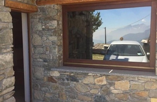 Mongnod Apartment | Studio with panoramic view in Torgnon, close to downtown and ski slopes!