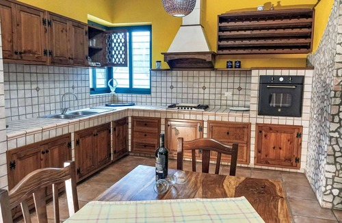 Martignano Villa | Stunning private villa for 6 guests with private pool, A/C, WIFI, TV, terrace and pets allowed