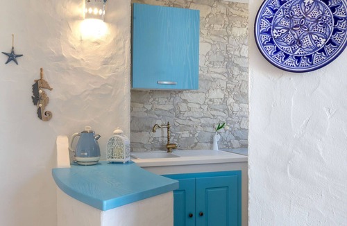 La Ciaccia House | Stunning private villa for 10 guests with A/C, WIFI, TV and patio