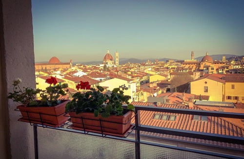 Santa Maria Novella Apartment | Stunning Spacious Historic Center View Apt - High speed Wi-FI - Elevator - AC