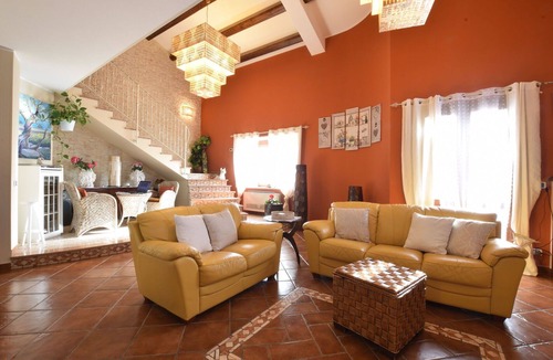 Giarratana House | Stunning villa for 7 guests with A/C, WIFI, patio and panoramic view