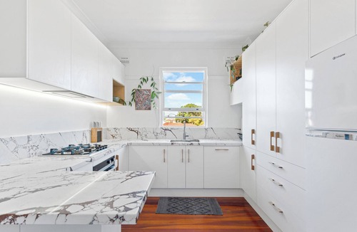 Enmore Apartment | Stylish 2-Bedroom Inner West Haven | Stanmore Road Gem