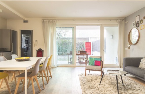 Cascina dei Pomi House | STYLISH CENTRAL LOFT WITH GARDEN: 3 BDR, 8 GUESTS