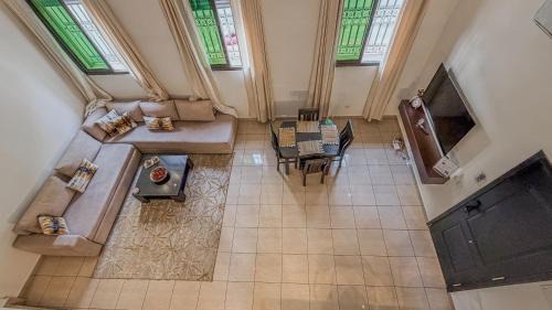Camp El Ghoul Apartment | Stylish Duplex with Lounge