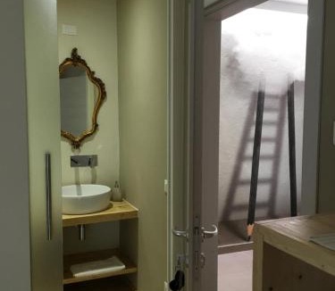 Bondo House | Suite Romantica Fuga