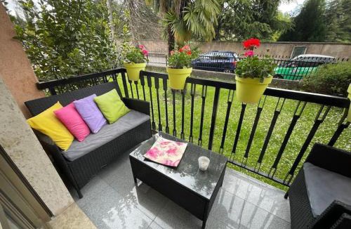Mozzate Apartment | Summer house