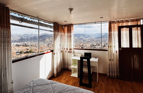 San Blas House | SUMMIT VIEWPOINT HOUSE