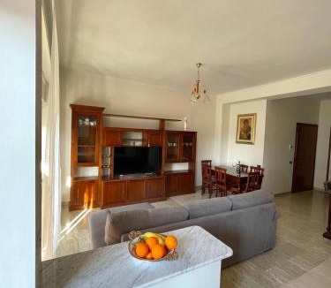 Quartiere XXIX Ponte Mammolo Apartment | Sunny House