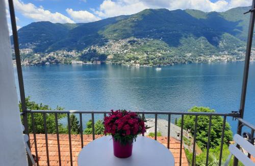 Blevio Apartment | Sunset Lake Como con balcone vista lago
