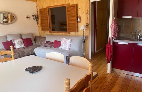 Saint-Etienne-de-Tinee Apartment | SUPER COSY STUDIO 33 M² - SLEEPS 4 - AURON