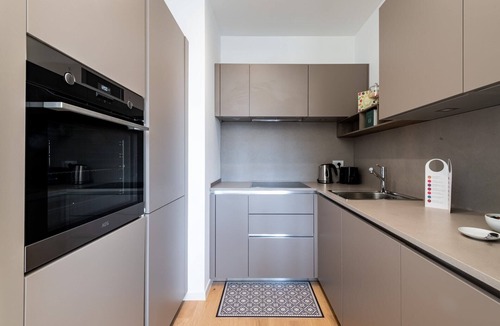 San Babila Apartment | Sweett | Central Tower V