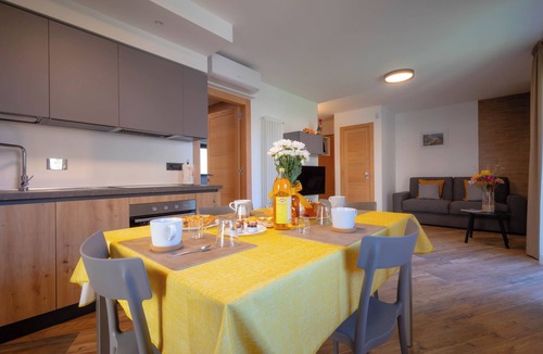 Pont-Saint-Martin Apartment | Three-room apartment with garden
