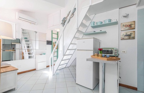 Golfo di Marinella Apartment | Tiffany With Shared Pool, Marinella, Italy