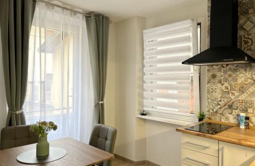 Torno Apartment | Timco apartment with balcony and air-conditioner
