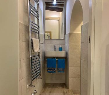 Arezzo House | Tolletta 10 e Lode