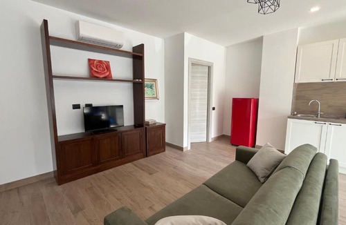 Saronno Apartment | Tolstoi 15