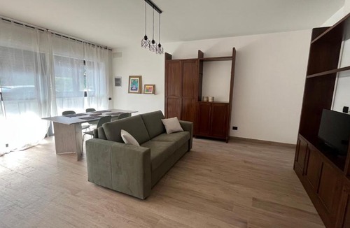 Saronno Apartment | Tolstoi 15
