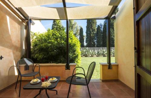 Pula Apartment | Tranquil Lantana Resort 2 Bedroom Apartments Sleeps 7 persons
