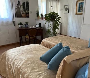 Quistello Apartment | Umberty house