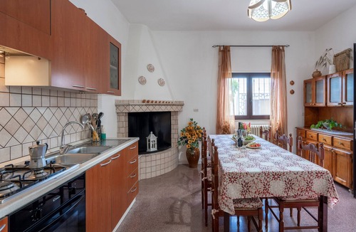 Pascarosa House | Vacation Home "Il Trullo Bello Ostuni" with 2 Private Terraces, Private Garden & A/C