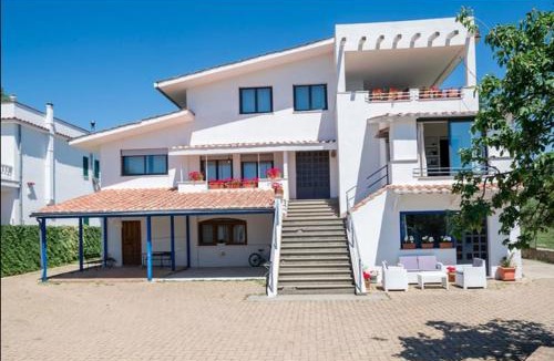 Lake Bracciano Apartment | Verde Blu Lakefront Boutique Holiday Apartments Trevignano Romano