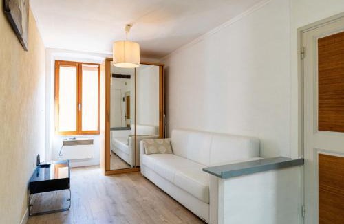 Old Town Apartment | Vico della Ronda Studio Apartment