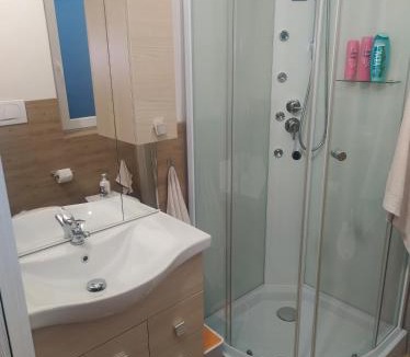 Canegrate House | Villa ARA blu