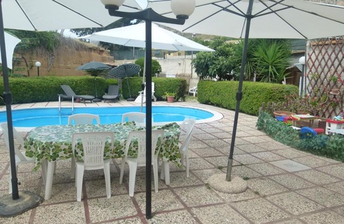 Aspra Apartment | Villa Aurora Appartamento in villa con piscina