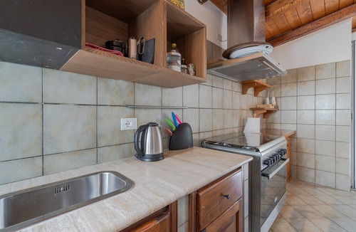 Fontane Bianche Villa | Villa 'Benedetta' with Sea View, Wi-Fi and Air Conditioning