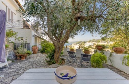 Castro Marina Apartment | Villa Blu La Cambusa