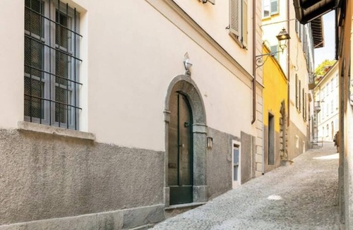 Menaggio Villa | Villa Castelli Glam Apartment