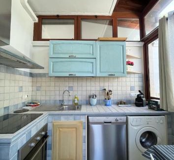 Specchiolla House | Villa Elena Riva Marina