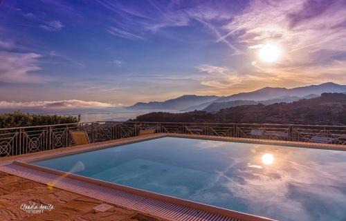 Bordighera Bed & Breakfast | Villa Gaia - Luxury Villa, pool & wellness rooms
