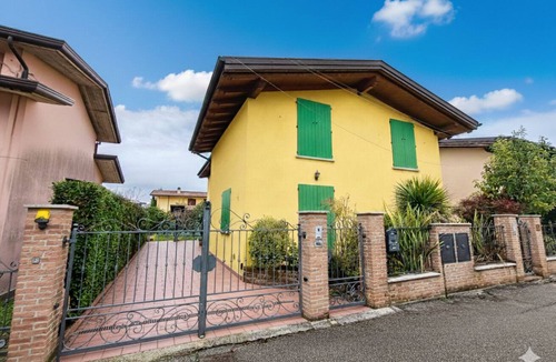 Rivoltella Villa | VILLA GARDA HARMONIA - POOL, GARDEN, PARKING