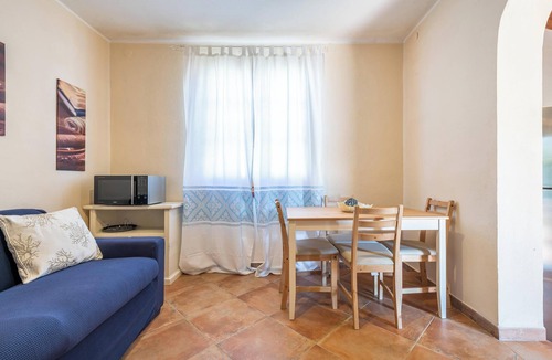 Quartu Sant'Elena Villa | Villa "Gle" with Pool, Garden & Air Conditioning