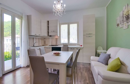 Lamoli House | Villa in Borgo Pace with Private Pool