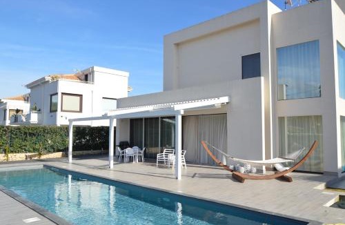 Carrozziere Villa | Villa Lighthouse