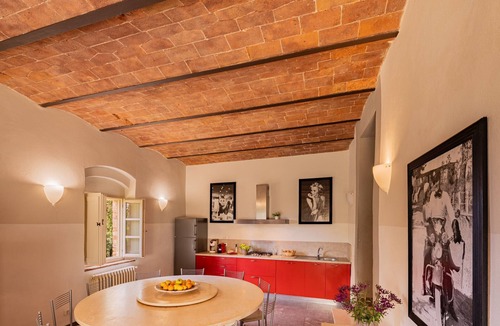 Gambassi Terme Villa | Villa Linchiano with Private Pool for 11 Guests